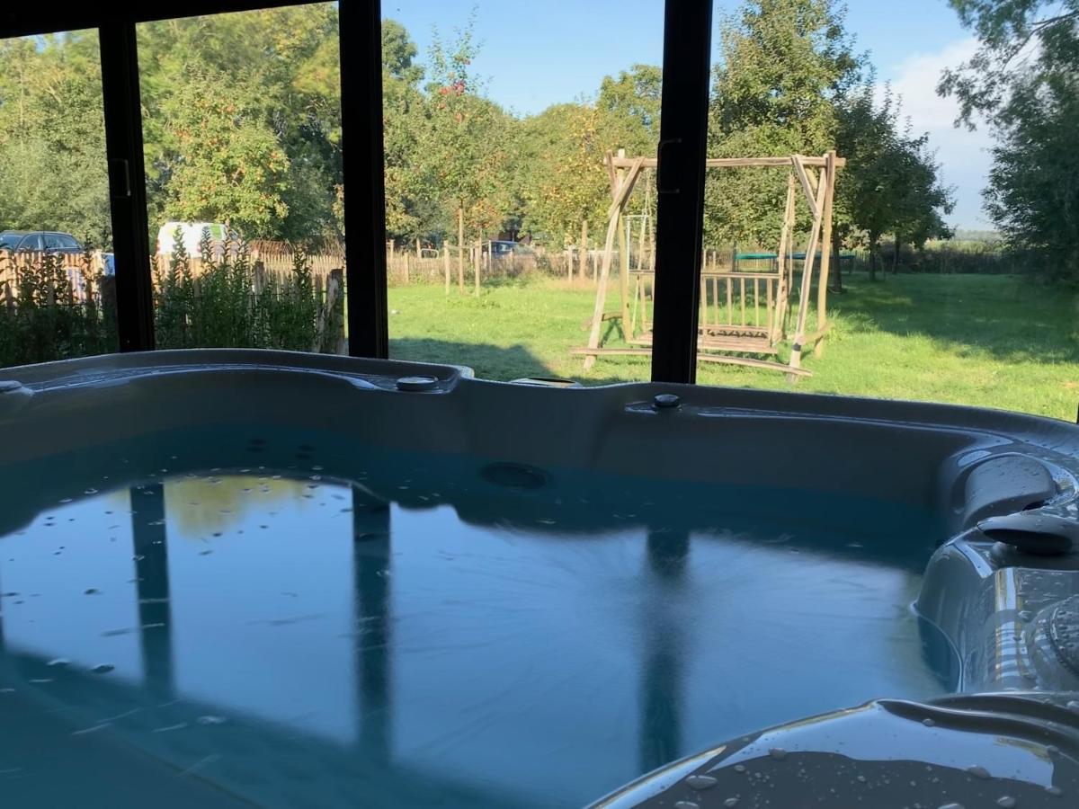 De Porrel Polsbroek Unit Met Prive Jacuzzi, Spa En Sauna Exteriör bild